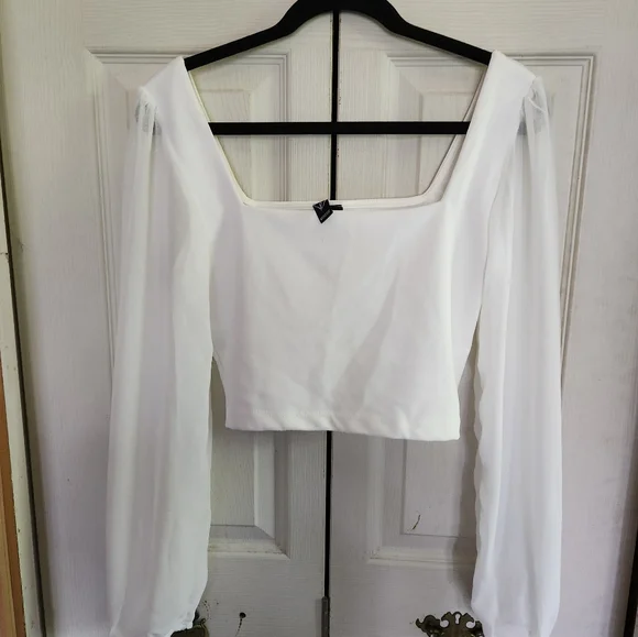 Womens Elegant White Sheer Sleeve Crop Top - Picture 2 of 10
